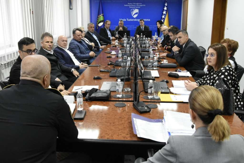 Vlada TK naglašava: Integritet policije važniji od politizacije slučaja navođenja maloljetnica na prostituciju