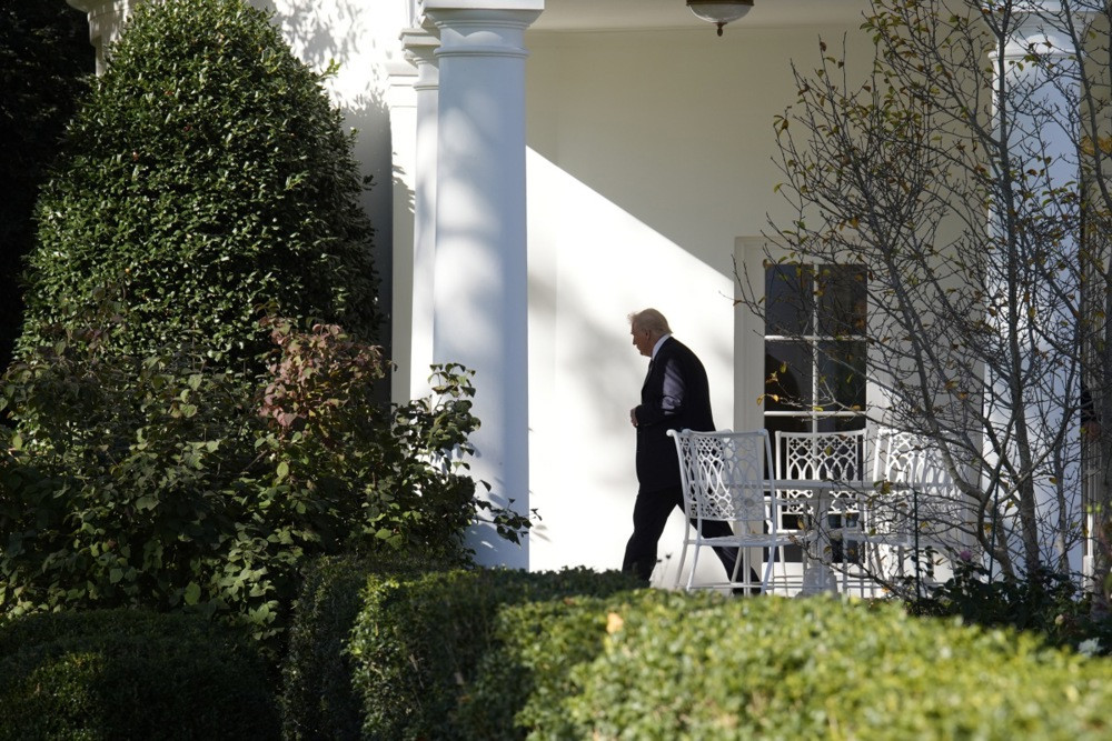 Nije imao pametnijeg posla: Trump objavio više od 30 postova u periodu od tri sata