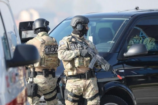 Zbog primanja dara i drugih oblika koristi uhapšene četiri osobe, oduzet novac u iznosu od 130.000 KM