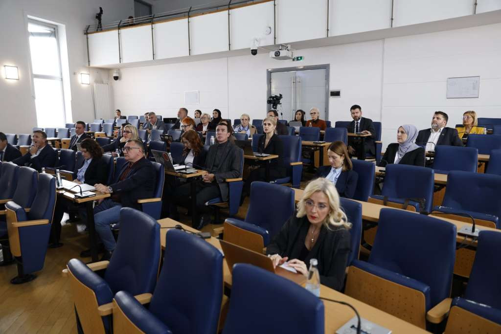 Skupština KS usvojila Zakon o doplati novčanih sredstava: Mladi dobijaju razliku subvencija iz 2023.