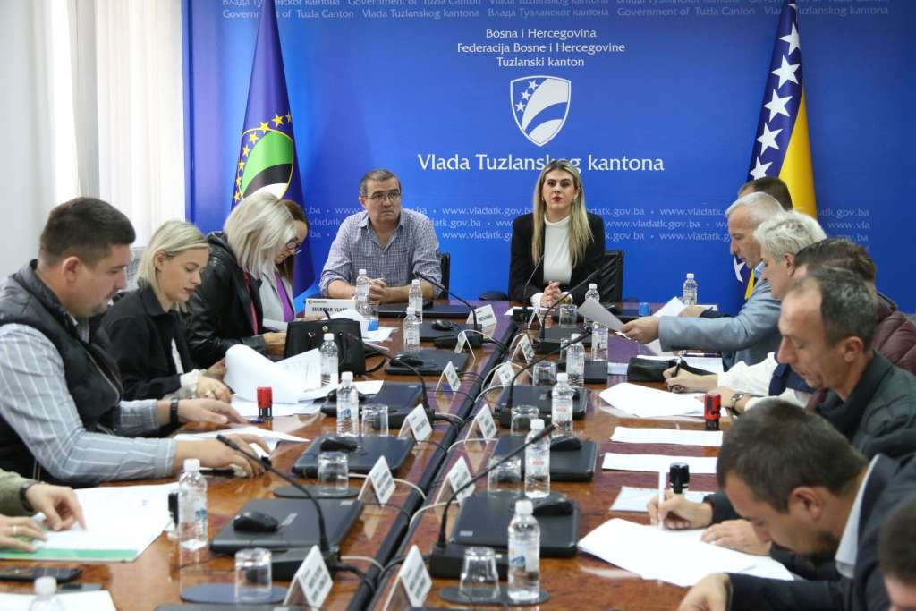 Za solarne elektrane privatnim privrednim društvima u TK izdvojeno gotovo milion KM