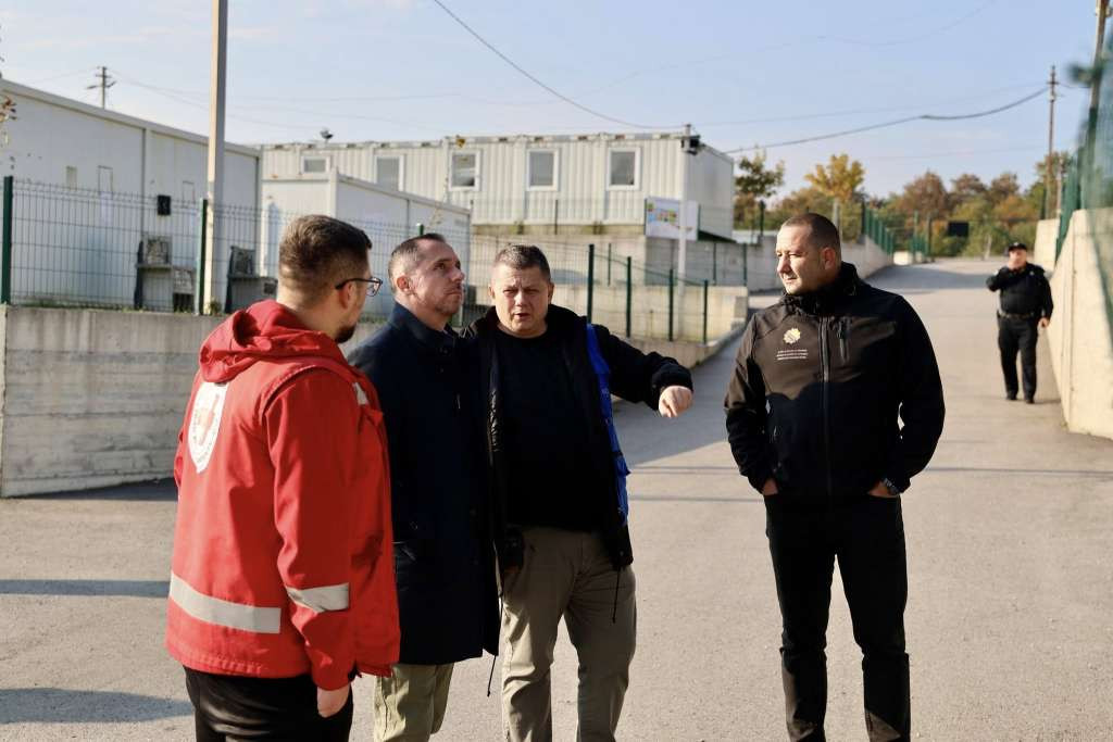 Sedić u posjeti kampu Lipa: Nastava, prijevoz i osnovni uslovi za djecu u potpunosti osigurani