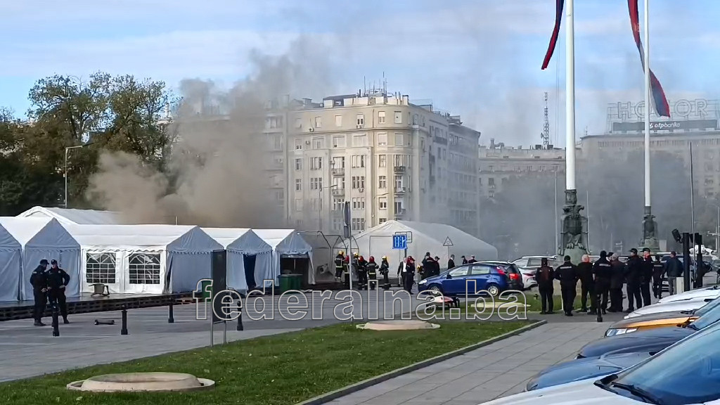 Mediji tvrde da je uhapšen napadač ispred parlamenta, MUP Srbije bez zvanične potvrde