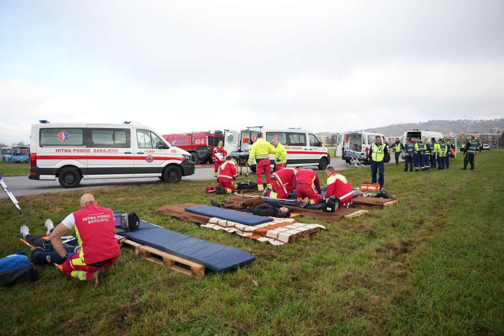 Uspješno realizovana vježba 'Nesreća aviona u krugu Međunarodnog aerodroma Sarajevo'