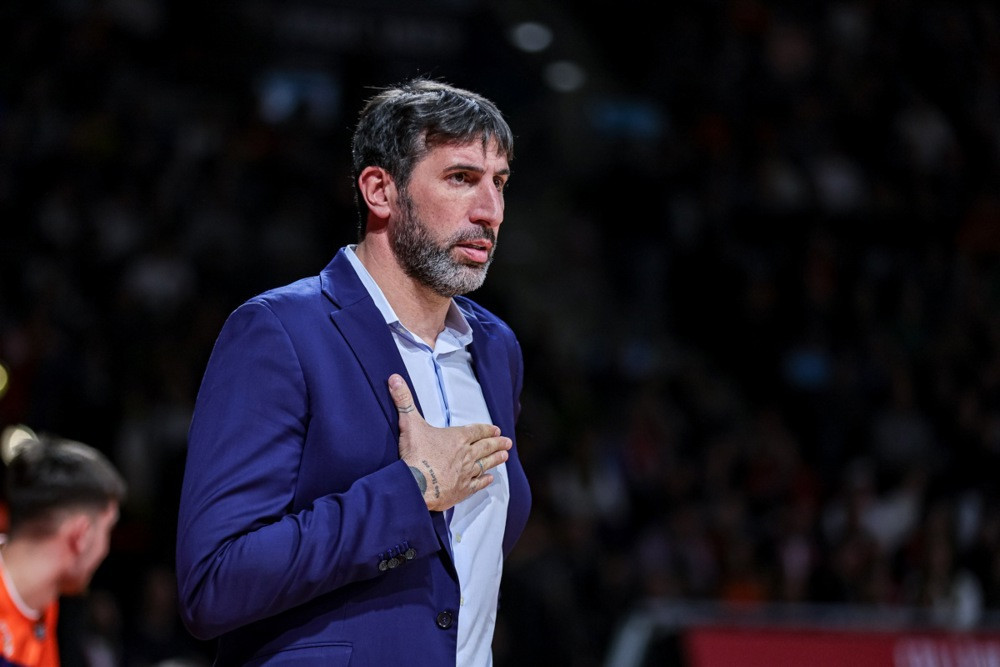 Alex Mumbru ponovo hospitalizovan