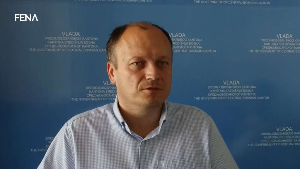 Uskoro potpisivanje kolektivnog ugovora za 3.000 zaposlenih u osnovnom školstvu u SBK