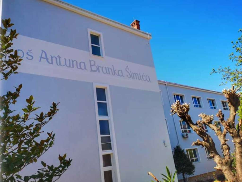 Zbog vršnjačkog nasilja bojkot u Osnovnoj školi u Mostaru: Ministarstvo tvrdi da je postupalo po zakonu