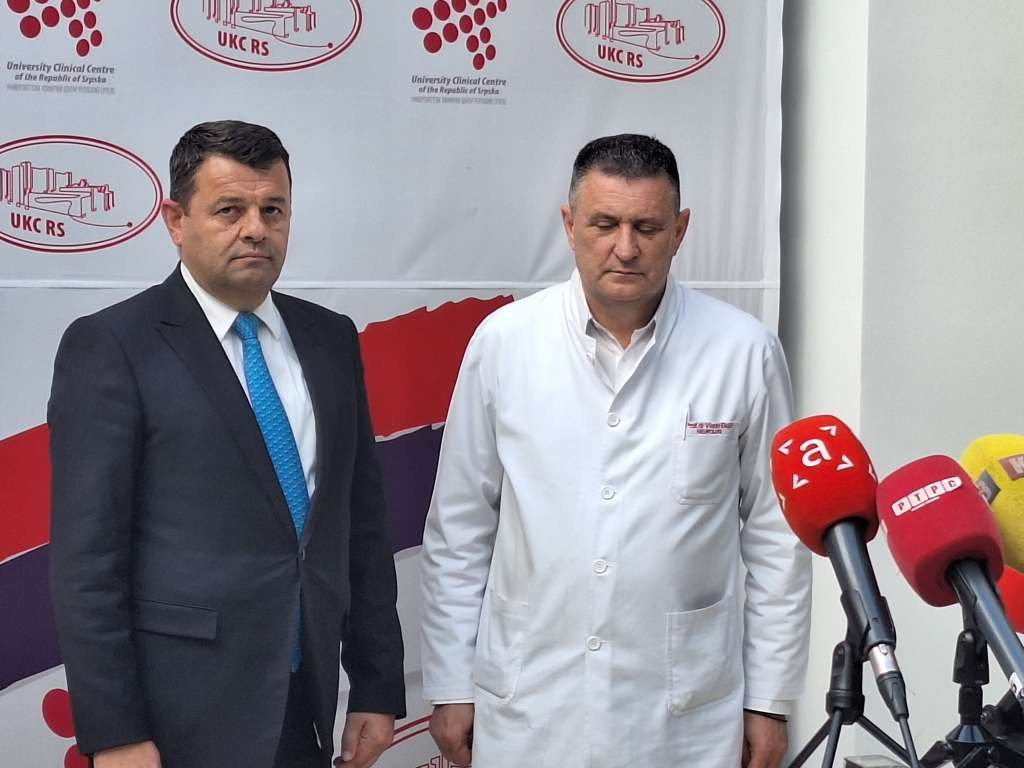 Hurtić predao donaciju UKC RS u Banjoj Luci