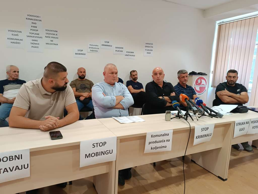 Predstavnici osam sindikata komunalnih preduzeća traže hitan sastanak sa premijerom i Vladom KS