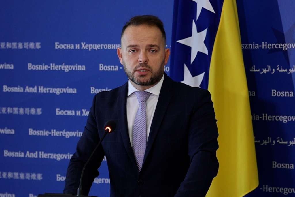 Muslić: Budžet za 2025. godinu u apsurdnoj proceduri, jedini izlaz amandmanska faza