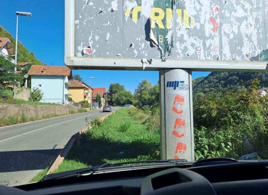 Novi grafiti s likom ratnog zločinca Ratka Mladića u Zvorniku