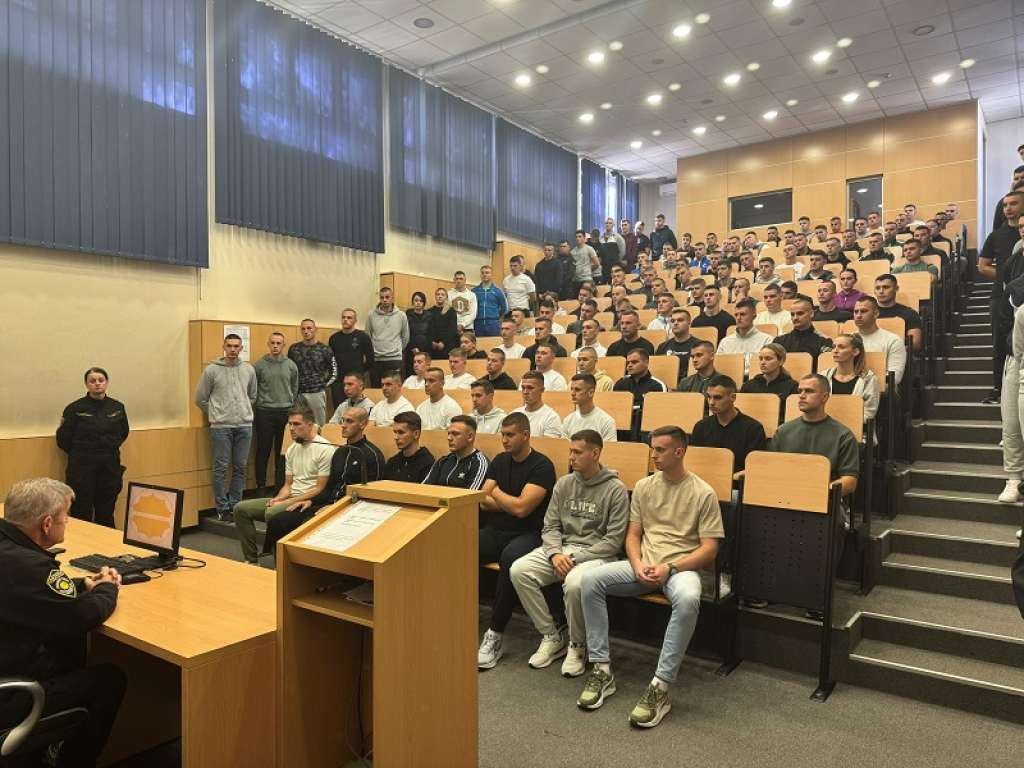 Na Policijskoj akademiji FMUP-a započela obuka za 130 kadeta iz MUP-a Tuzlanskog kantona
