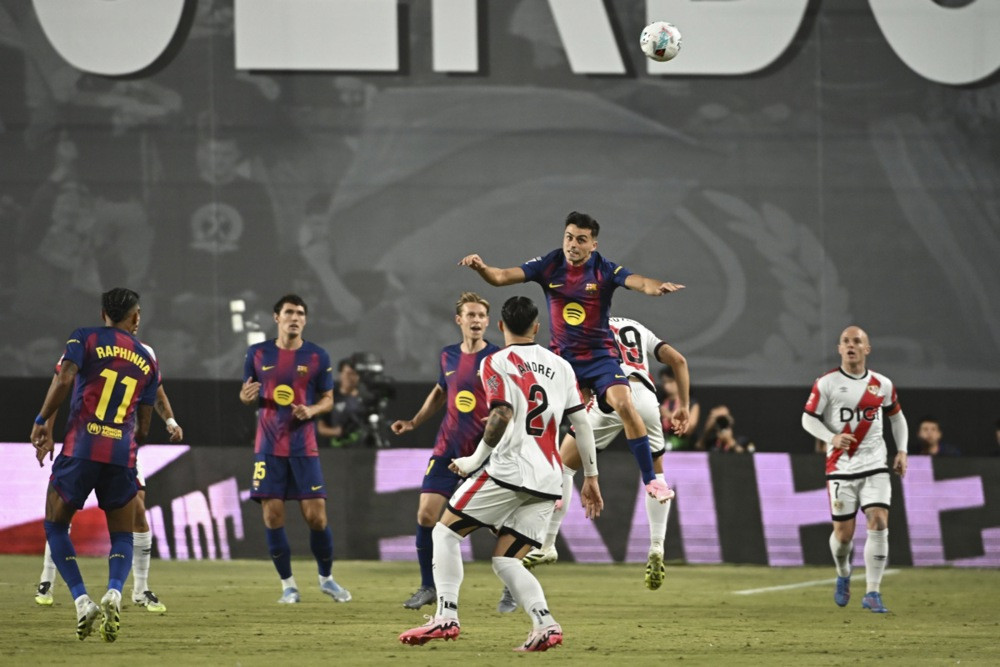 Navijači protiv „cirkusa u inostranstvu“: UEFA i FIFA pod pritiskom zbog planova La Lige i Serije A