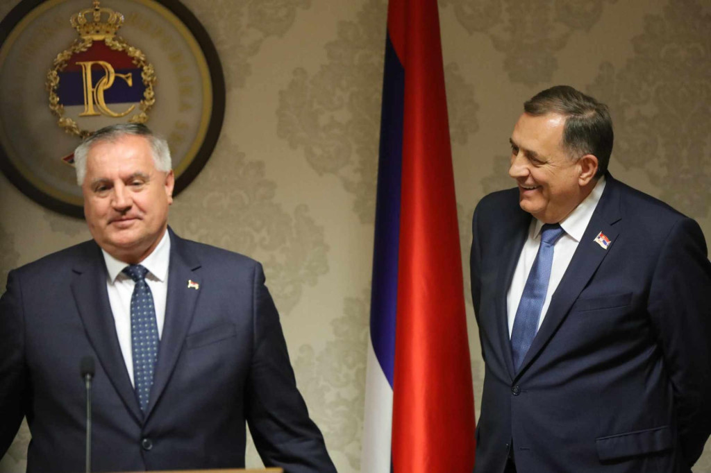 Dodik i Višković ostali bez diplomatskih pasoša BiH