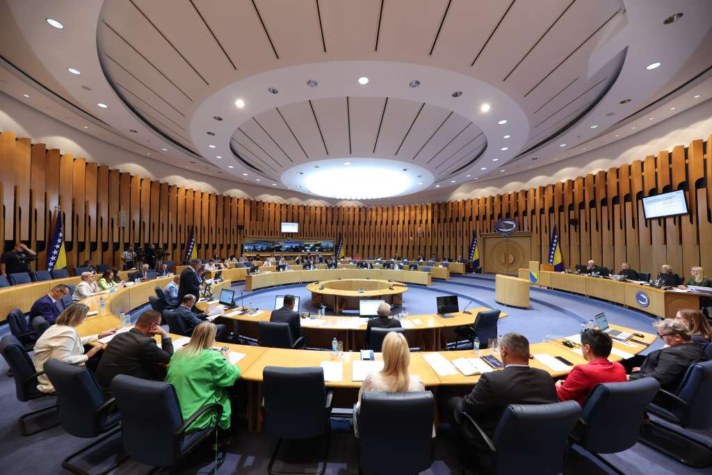 Delegati odlučuju o budžetu, tržištu električne energije ali i smjeni ministara