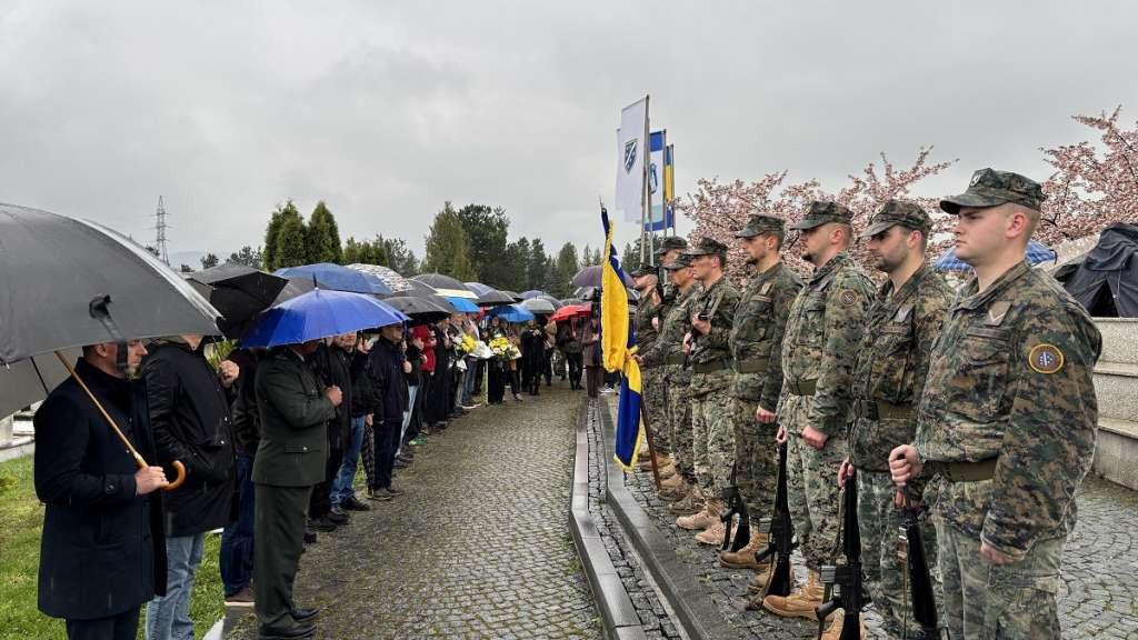 U Bihaću obilježena 34. godišnjica Armije RBiH uz poruke o jedinstvu i jačanju države