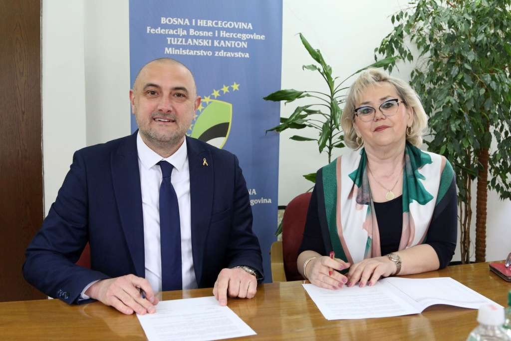 Potpisan ugovor o sufinansiranju Roditeljske kuće u Tuzli