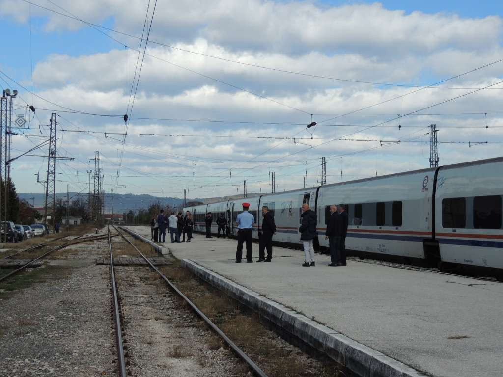 Vlada USK odobrila 150.000 KM za turistički voz Bihać-Bosanska Krupa