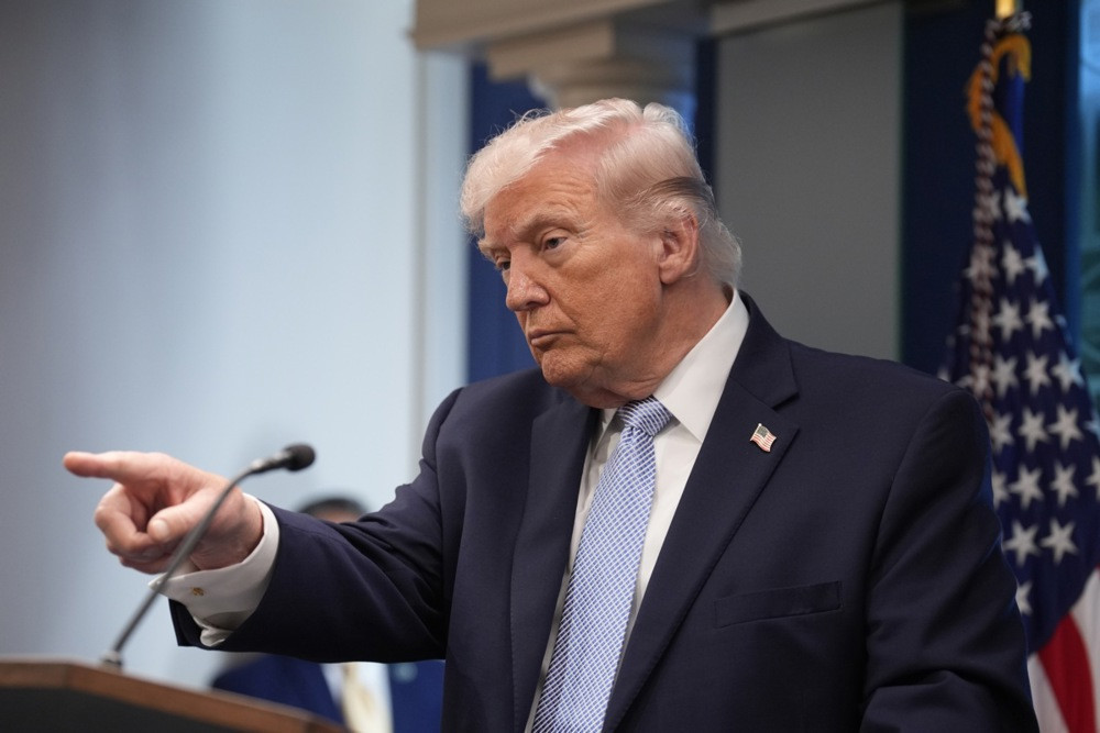 Trump odbacio kritike o mentalnom zdravlju zbog prijetnji Iranu, branio objave na društvenim mrežama