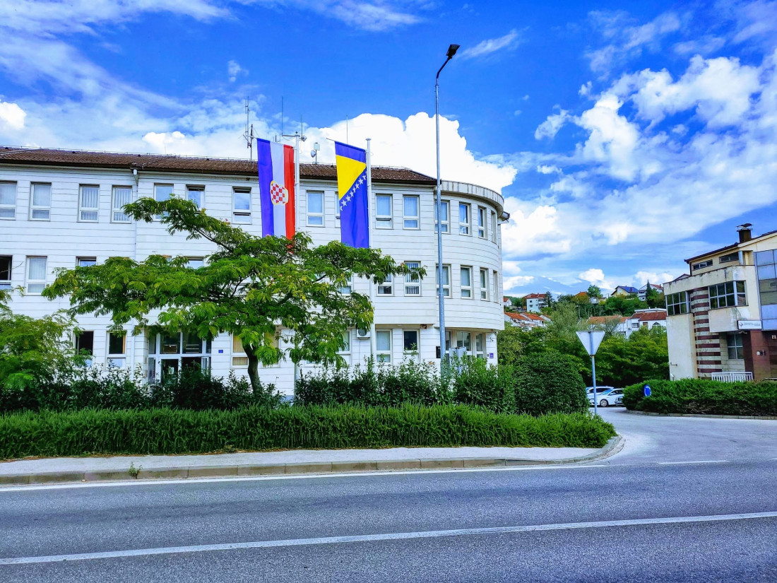 Kantonalni sud u Širokom Brijegu odredio pritvor dvojcu osumnjičenim za ubistvo u pokušaju