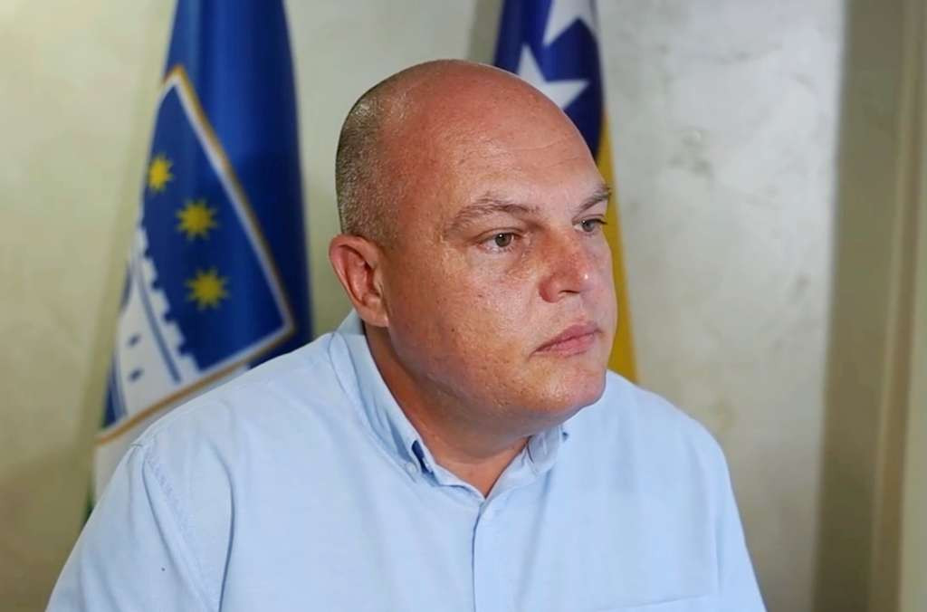 Ružnić se vratio u Vladu USK, najavio nastavak rada i pregovora sa sindikatima
