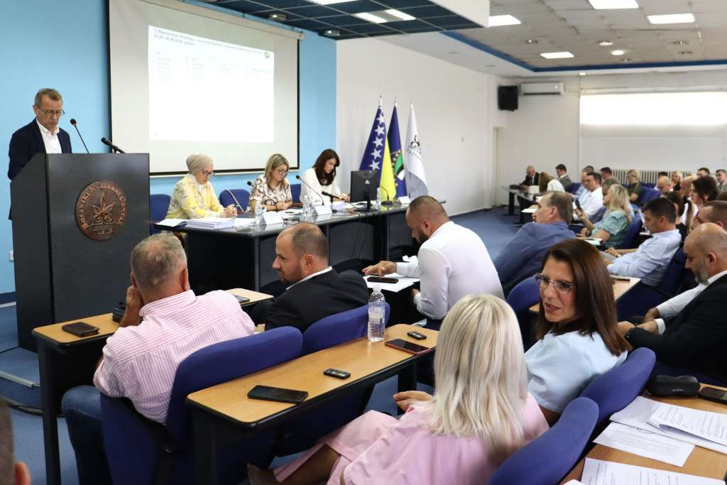 Skupština TK usvojila izvještaj o izvršenju budžeta, suficit 18,28 miliona KM