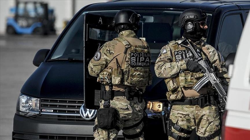 U nastavku operativne akcije "Lan" uhapšen policijski službenik