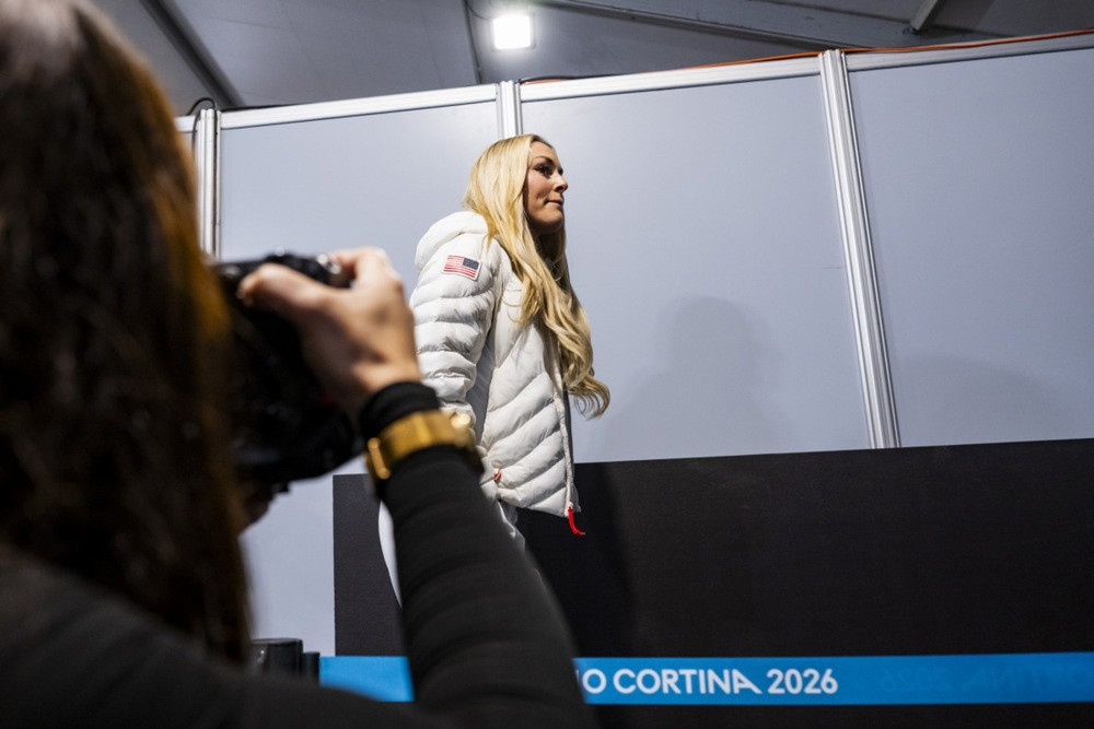 Lindsey Vonn se vratila u SAD nakon liječenja u Italiji poslije pada u olimpijskom spustu