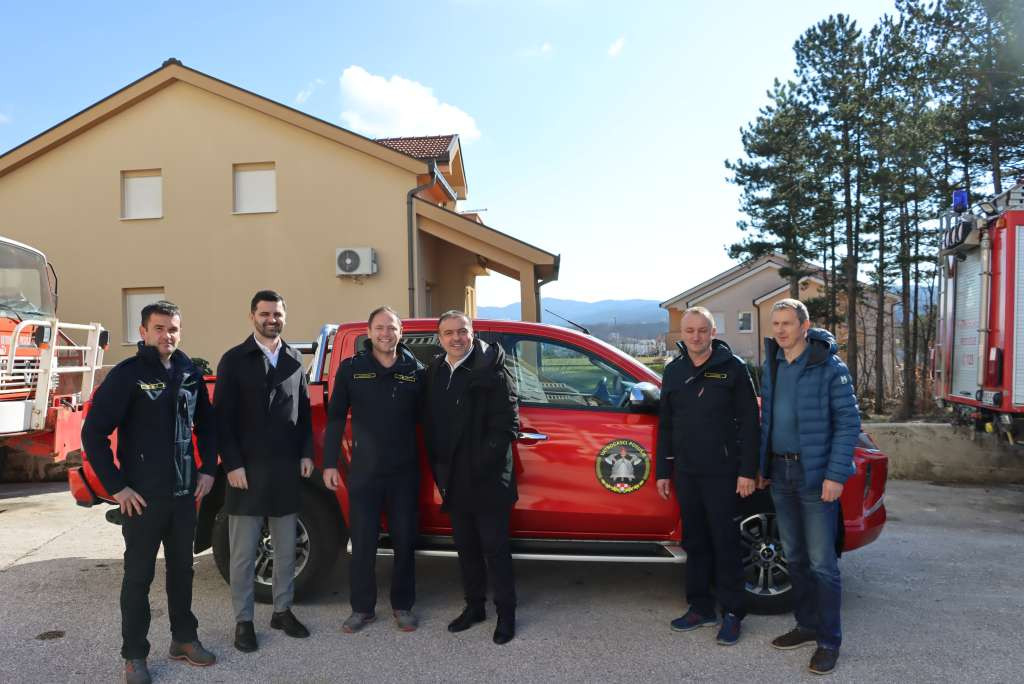 Vatrogasci u Posušju dobili vozilo za najzahtjevnije intervencije