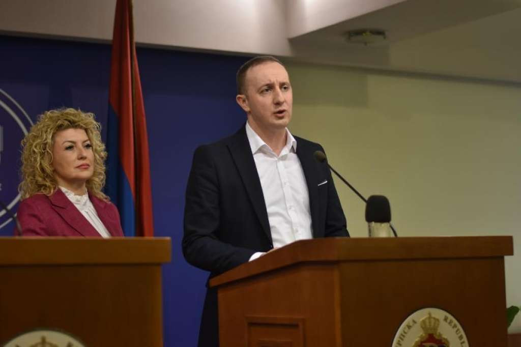 Poslanici SDS u NSRS optužili vlast da kupuje glasove na ponovljenim izborima