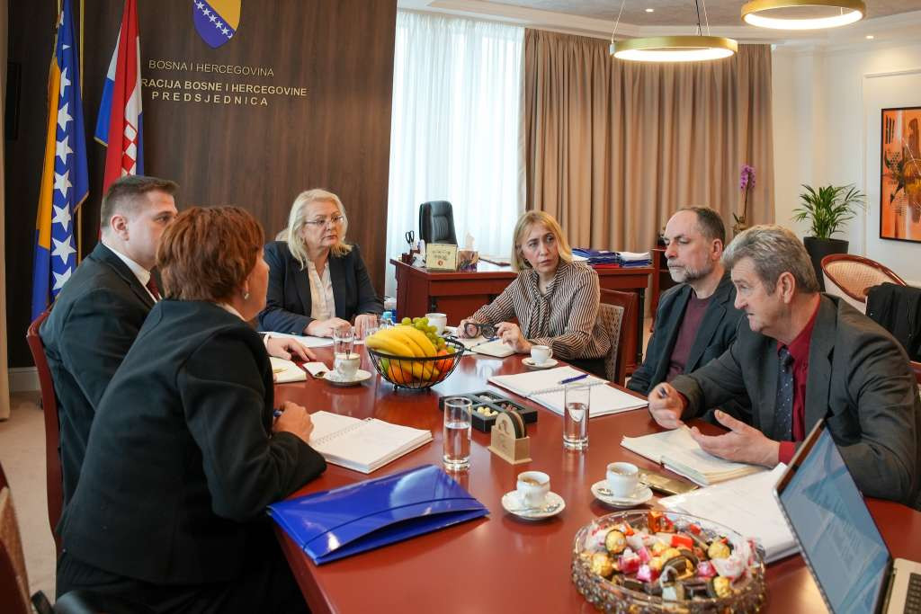 Bradara održala sastanak o zdravstvenom i okolišnom stanju u Varešu