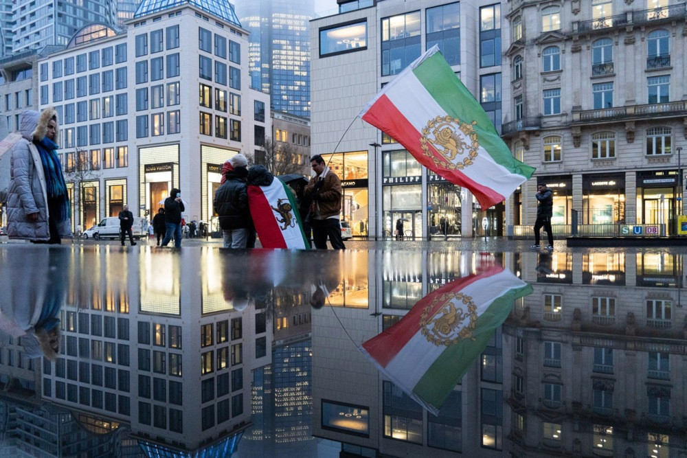 Njemačka pozvala građane da napuste Iran zbog protesta