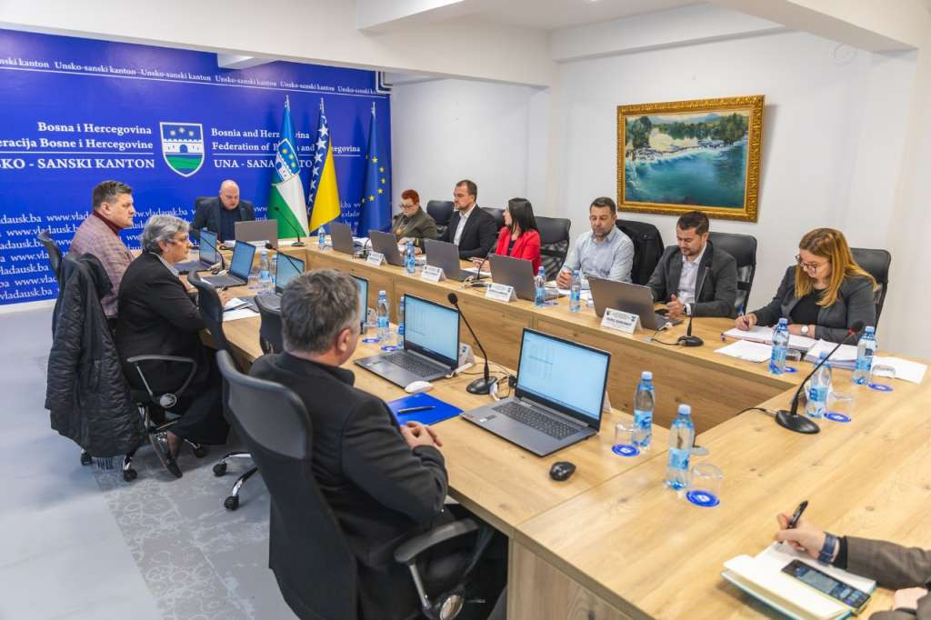 Povećane naknade za demobilisane borce u USK-u