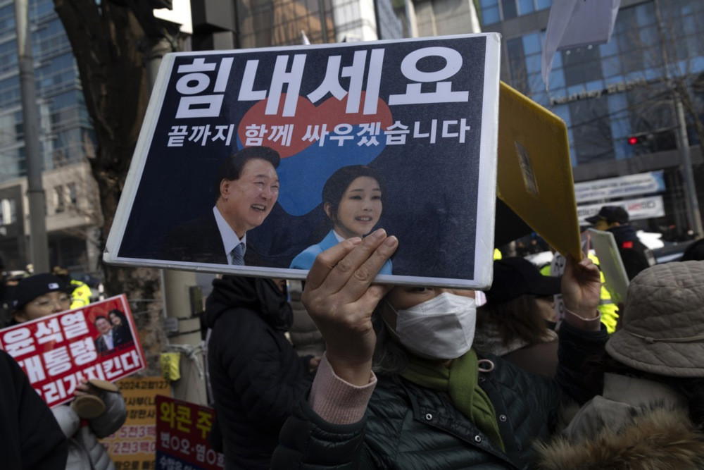 Južnokorejski sud osudio bivšeg predsjednika Yoon Suk Yeola na pet godina zatvora