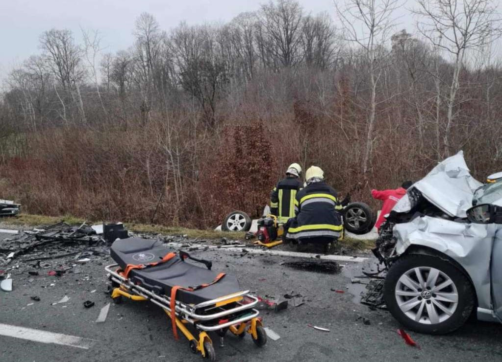 Vozač smrtno stradao na izlazu iz tunela u Maglaju