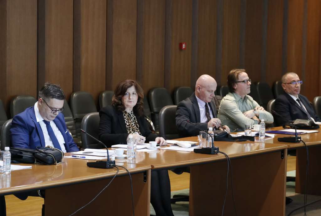 Komisija za finansije i budžet podržala principe prijedloga izmjena Zakona o plaćama i naknadama