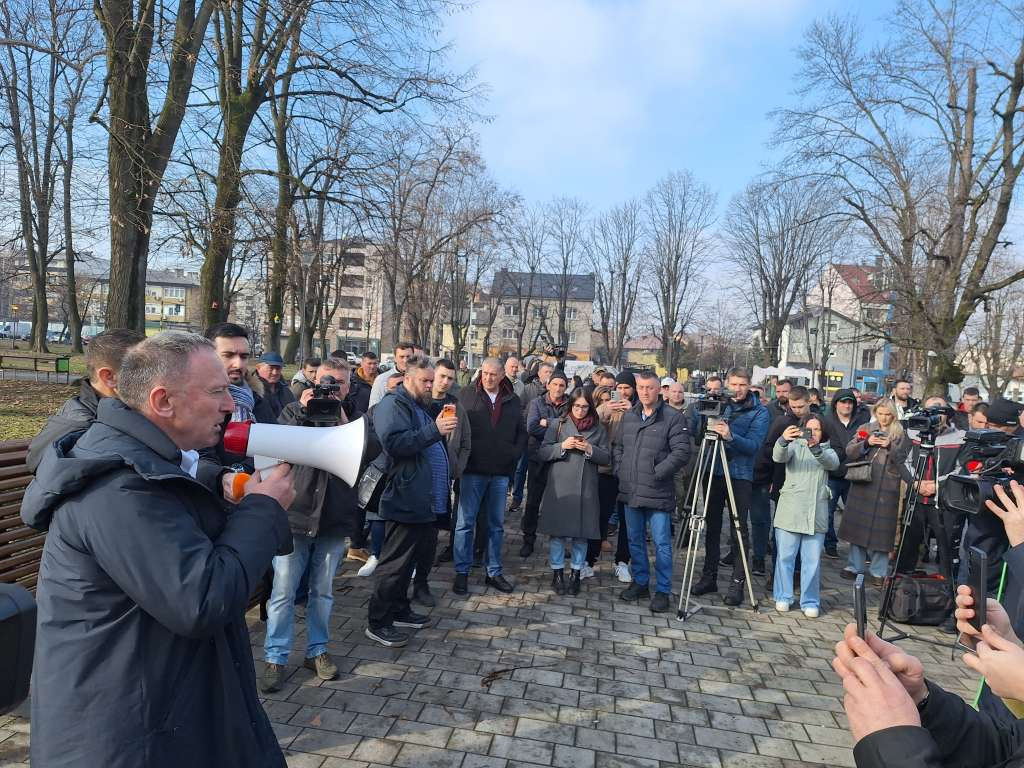 Mljekari u RS prihvatili prijedlog Ministarstva, odustali od radikalizacije protesta