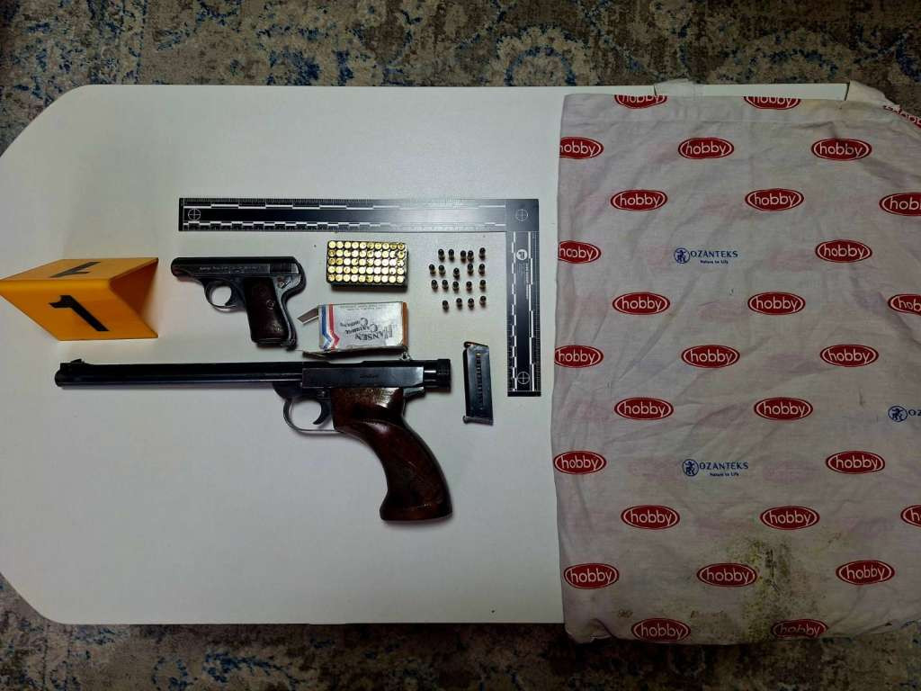 Akcija MUP-a KS 'Hum' - Uhapšene dvije osobe na području Novog Sarajeva zbog droge i oružja