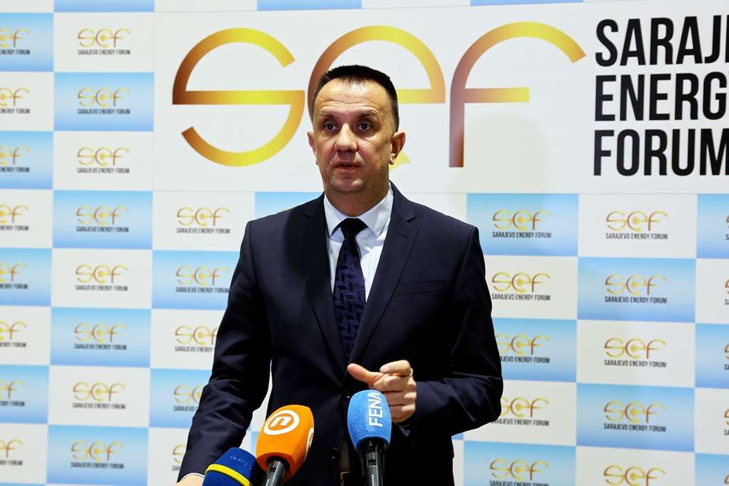Lakić: Povećanje cijene gasa u FBiH za 3,99 je rezultat povećanja izvoznih cijena Gazproma