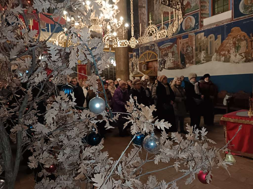 Pravoslavci u BiH i svijetu danas obilježavaju Božić, praznik Hristova rođenja