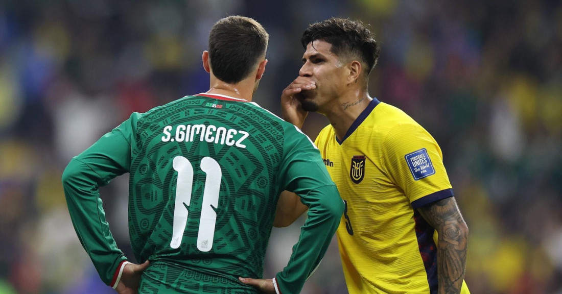 Hincapié postao drugi igrač koji je isključen zbog prekrivanja usta na SP-u