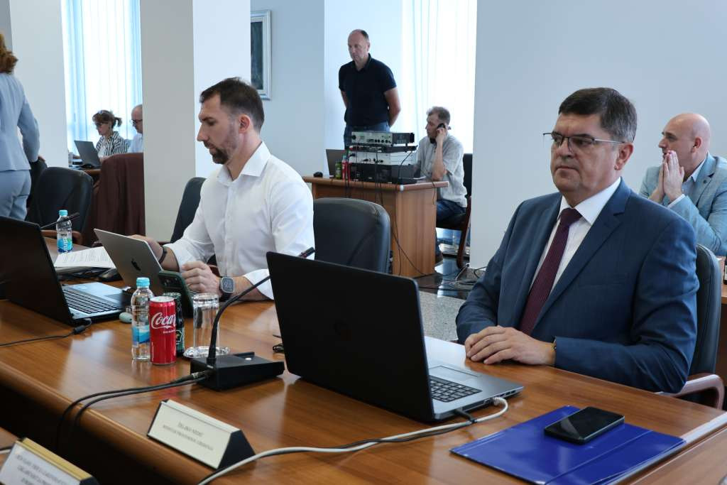 Delić: Vlada FBiH u parlamentarnu proceduru uputila izmjene Zakona o roditeljima njegovateljima