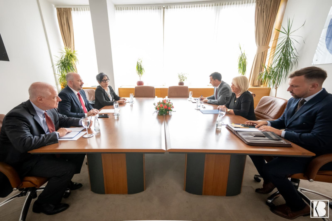 Krišto i Ginkel razgovarali o aktualnostima u BiH i strateškim projektima