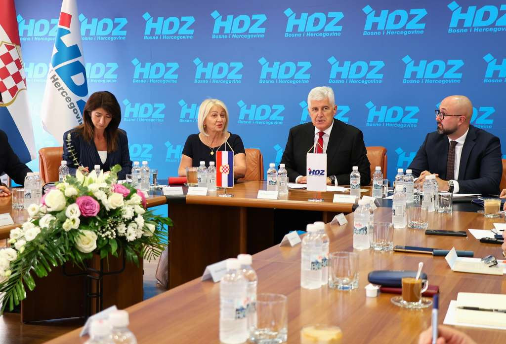 Predsjedništvo HDZ-a BiH raspravljalo o izborima i političkoj stabilnosti zemlje