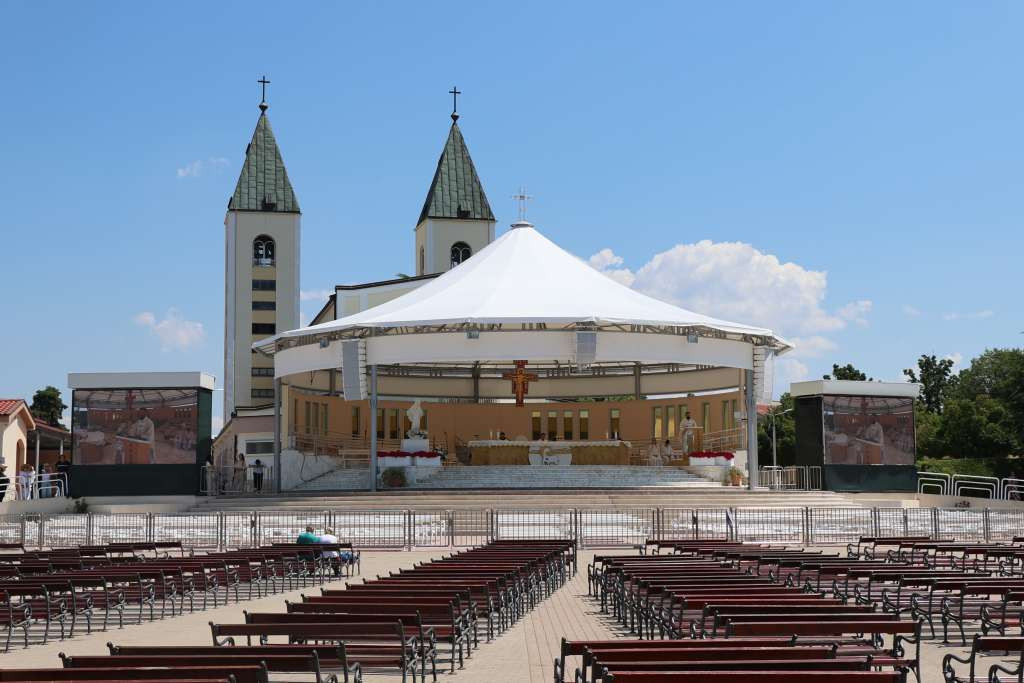 MRV - Svetinje, bez obzira na to kojoj crkvi ili vjerskoj zajednici pripadaju, moraju biti poštovane