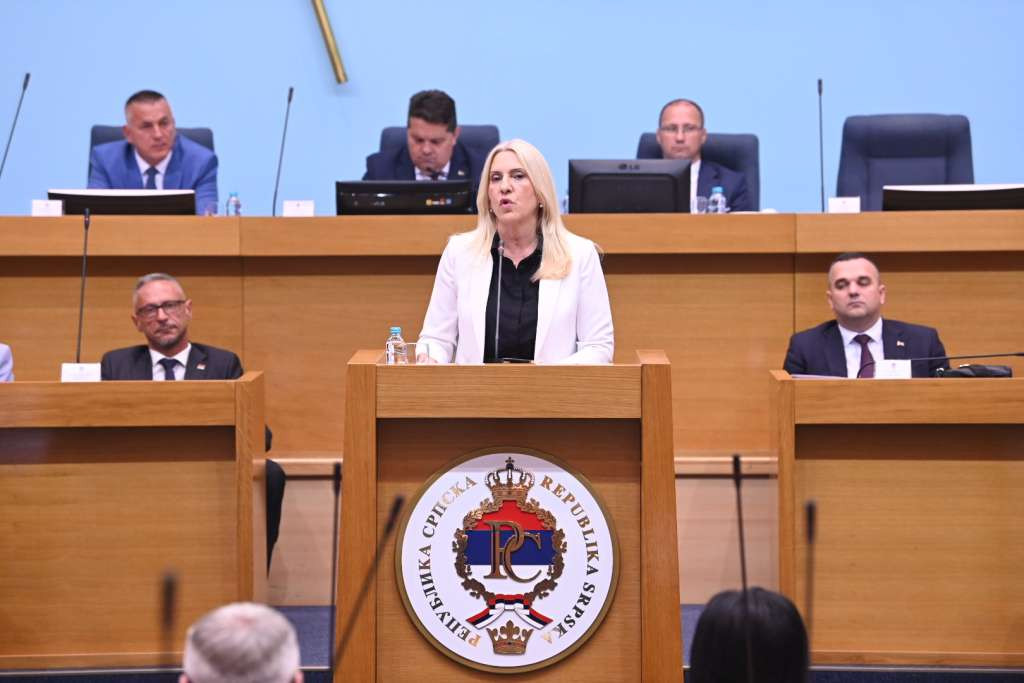 Cvijanović u NSRS: Komisija za spomenike izašla van okvira mandata i kontroliše investicije
