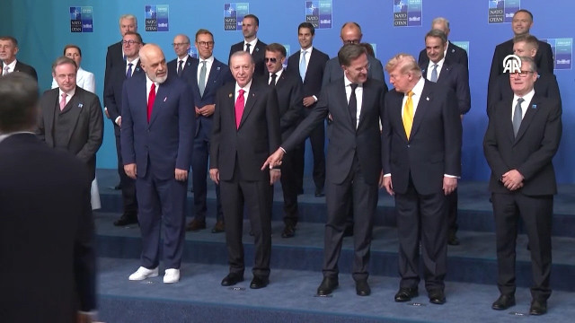 Arogancija ispred diplomatije: Kamere zabilježile Trumpov rezervisan nastup među NATO liderima