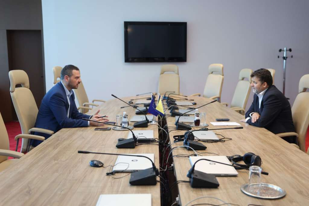 Magazinović: Ne smije biti nedodirljivih, a policija mora biti primjer poštovanja Zakona