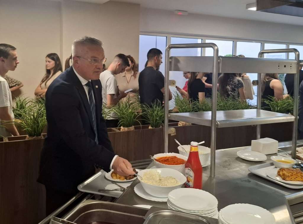 Milas posjetio Studentski centar u Mostaru: Cilj je još viši standard za studente