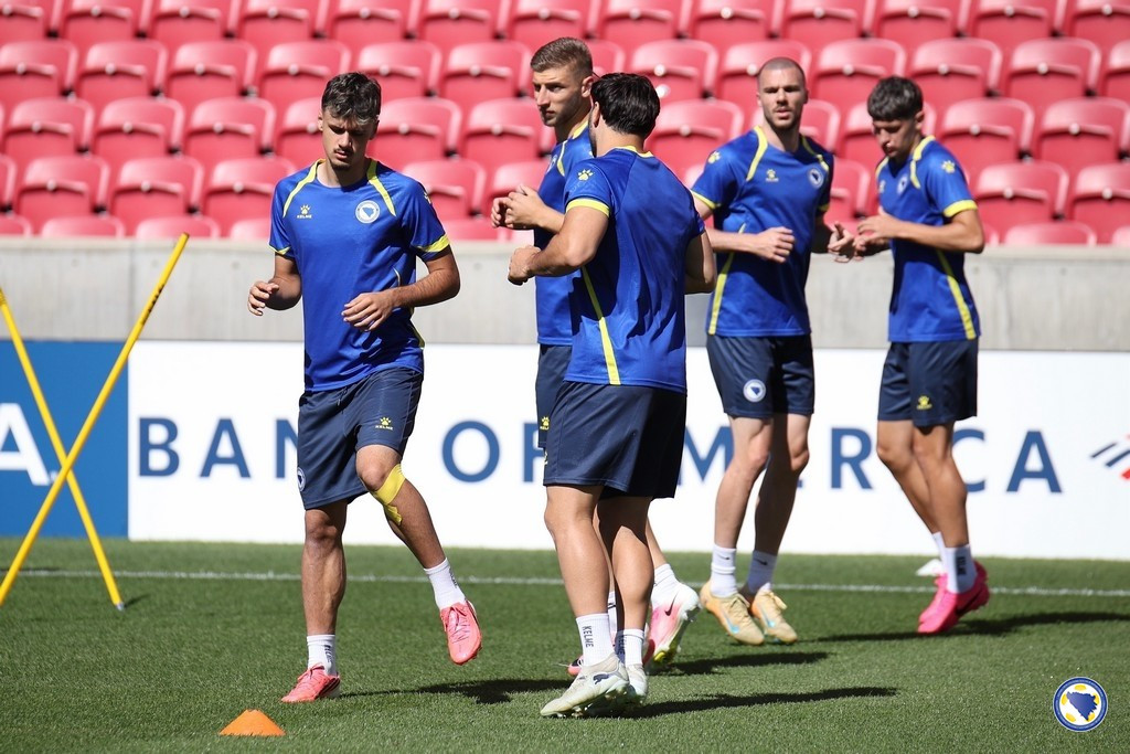 Zmajevi danas putuju u Los Angeles, Barbarez večeras pred novinarima na SoFi stadionu